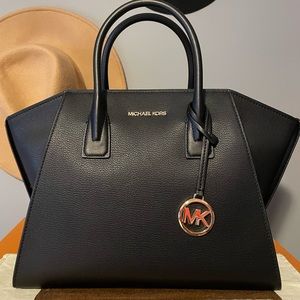 Michael Kors Avril Large Top Zip Tote